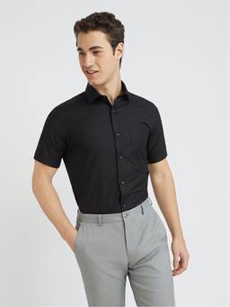 Park Avenue - Black Solid Formal Shirt