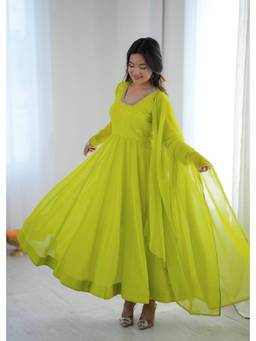 Wedani - Women's Solid Green Anarkali Kurta With Pant & Dupatta