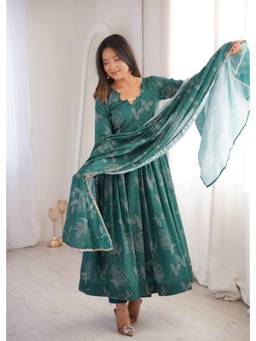 Wedani - Women's Printed Green Anarkali Kurta With Pant & Dupatta