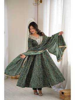 Wedani - Women's Embroidered Green Anarkali Kurta With Pant & Dupatta