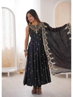 Wedani - Women's Embroidered Black Anarkali Kurta With Pant & Dupatta