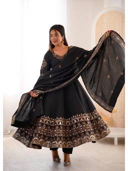 Wedani - Women's Embroidered Black Anarkali Kurta With Pant & Dupatta