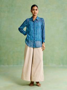 Aarke Ritu Kumar - Blue Riverstone Shirt With Camisole