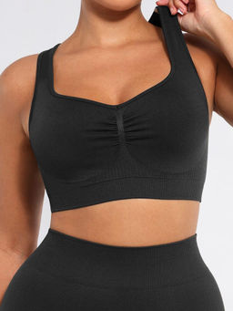 Shop The Edit - Seamless Racerback Sports Bra with Removable Pads and Support Fit Black