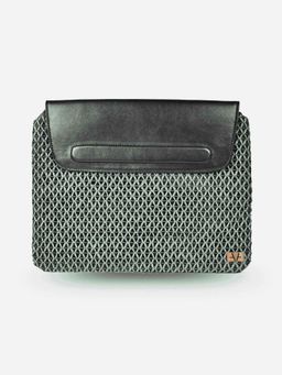 Avake - Women Black Straw Laptop Sleeve