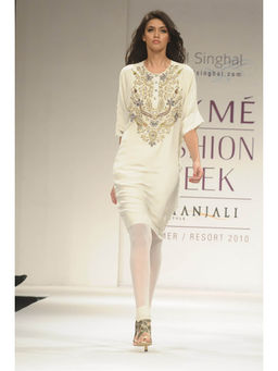 Payal Singhal - Ayesha White Kurta with Churidar (Set of 2)