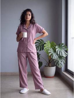 Bannos Swagger - Pink Solid Collared Cotton Shirt with Pyjama for Women