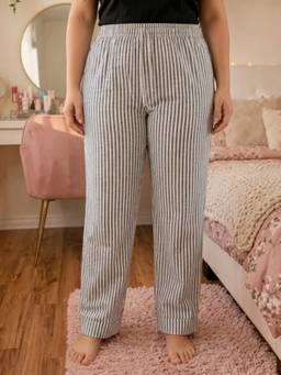 Oxolloxo - Women Plus Size White Stripe Print Elasticated Cotton Pyjama