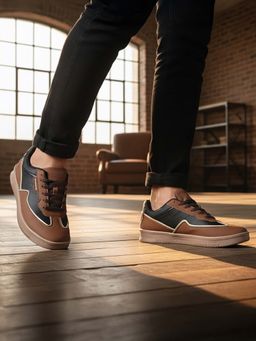 The White Pole - Men Black Sneakers