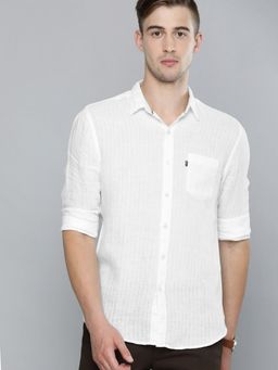 Levi's - Men White Regular Fit Shirt