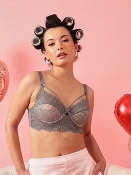 Chelvet - Grey Padded Underwired Lace Bralette Bra