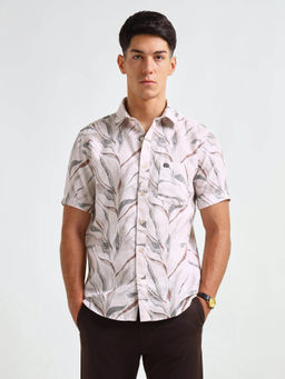 Arrow Sports - Men White Printed Slim Fit Shirt