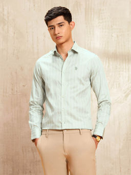 U.S. POLO ASSN. - Men Green Striped Tailored Fit Shirt