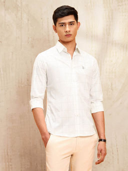U.S. POLO ASSN. - Men White Checks Tailored Fit Shirt