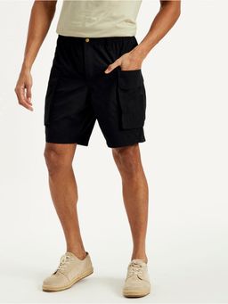 Levi's - Men's Black Regular Fit Shorts