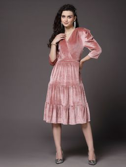 KASSUALLY - Peach-Coloured Velvet Midi Dress