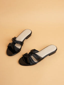 ERIDANI - Paige Strappy Knotted Black Flats
