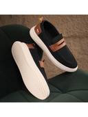 Black color option, Currently selected