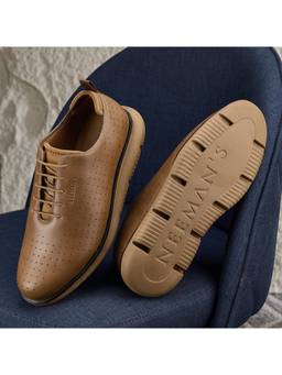 Neeman's - Men Brown Flexy Casual Brogues
