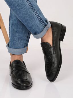 Teakwood - Men Classic Black Texture Leather Loafers