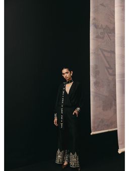 Twenty Nine - Parsi Gaara Bow Tie Shirt