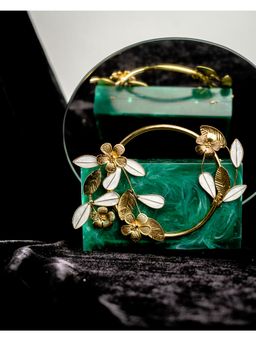 NR by Nidhi Rathi - Green Solid Party Box Clutches with Attractive Brass Handle