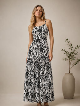 STREET 9 - White Printed Maxi Dress