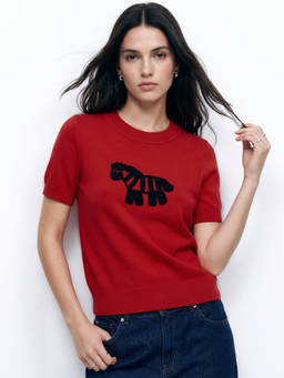 Outzidr - Red Crew Neck Jacquard Printed Top