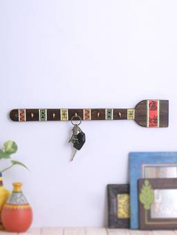VarEesha - Horizontal Spatula Teak Wood Key Holder with Five Hooks
