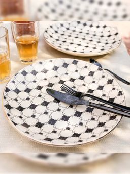 Amalfiee Ceramics - Shatranj Maharani Printed Dinner Plates (Pack of 6)