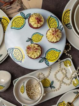 Amalfiee Ceramics - Zesty Lime Printed Ceramic Cake Stand