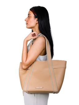TANN TRIM - The Beige Trooper Tote Bags for Women