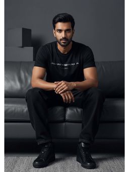 OUTERWORLD - Black Embroidered Crew Neck Men's Half Sleeve T-Shirt