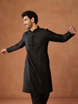 KISAH - Men Black Embellished Festive Kurta