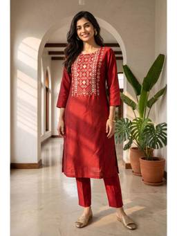 W - Maroon Embroidered Straight Kurta