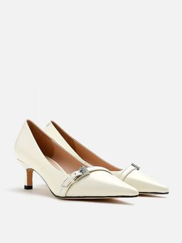 PAZZION - Women White Classic Pump Heels