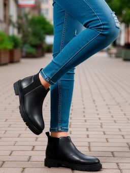 Carlton London - Women Black Chelsea Ankle Boots