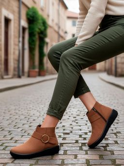 ELLE - Women Brown Zipper Accent Ankle Boots