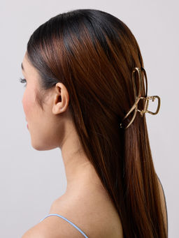 Twenty Dresses by Nykaa Fashion - Gold Oversized Infinity Hair Claw Clip