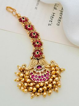 Abdesigns - Gold-Plated Kemp Stones Studded and Beaded Temple Maang Tikka