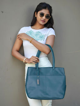 Toteteca - Blue Solid Shoulder Bag