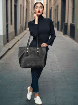 Toteteca - Black Shoulder Bag