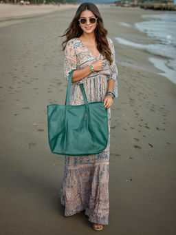 Toteteca - Green Chic Urban Shoulder Bag