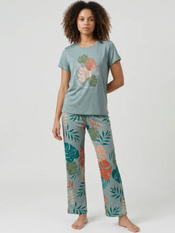 max - Green Women Floral Print Top With Pyjama
