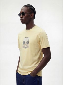 MR BUTTON - Men Yellow Cotton Lycra Regular Fit Printed Round Neck T-Shirt