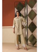 Beige color option, Currently selected