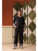 Black color option, Currently selected