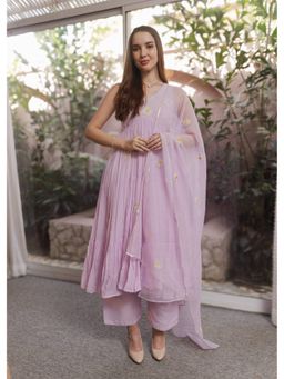 ASRUMO - Lilac Mulmul Embroidered Tyre Anarkali Kurta With Pant & Dupatta