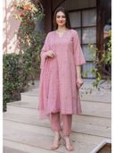 Pink color option, Sold out, Currently selected