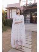 Off White color option, Sold out, Currently selected